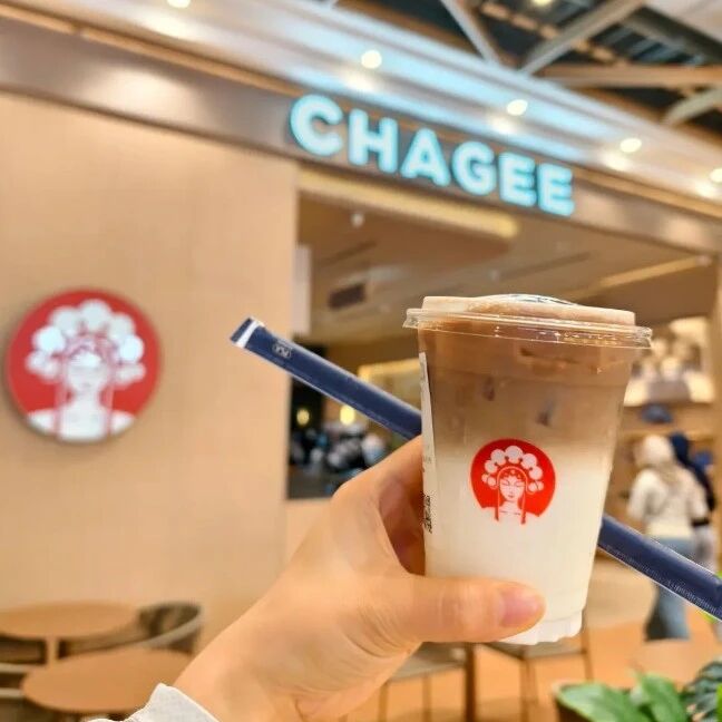 霸王茶姬海外GMV翻倍：数量故事讲完，出海下半场拼什么？